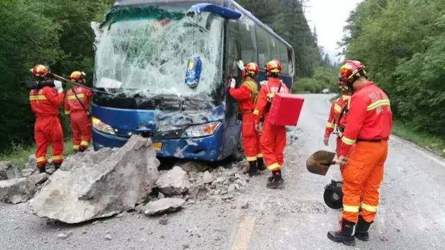 四川凉山地震救援进展喜人，温暖力量汇聚人心